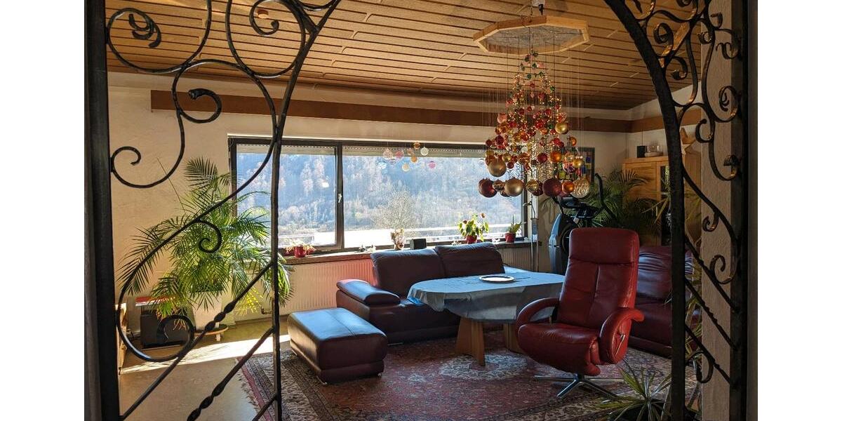 Einfamilienhaus Albstadt - 10 Zimmer, 340 m&sup2;, 828.828&euro; | Angebot:26103795