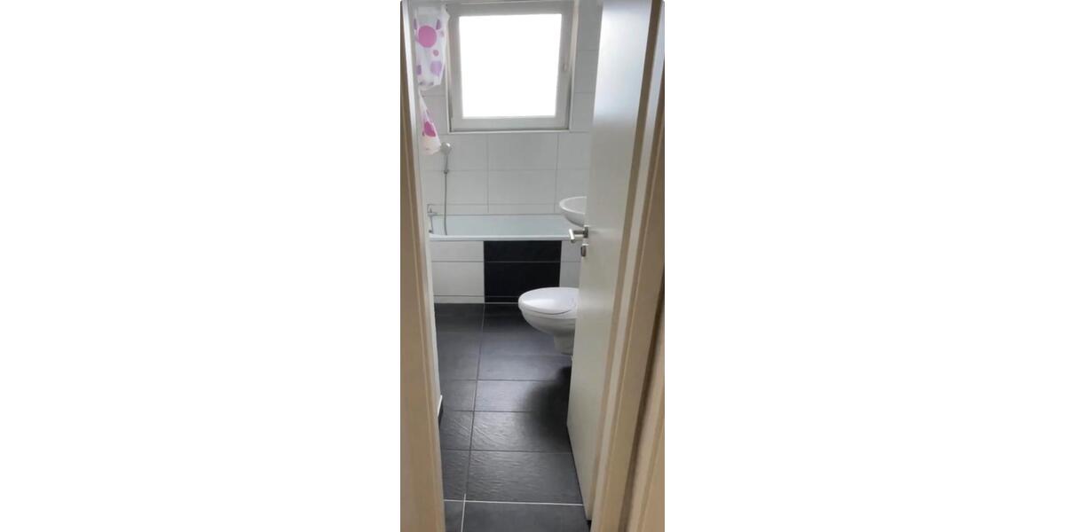 Etagenwohnung Wiesbaden Dotzheim - 4 Zimmer, 70 m&sup2;, 245.000&euro; | Angebot:26662250
