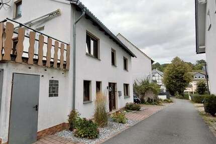 Wohnung Brilon - 3 Zimmer, 85 m&sup2;, 500&euro; | Angebot:27291317