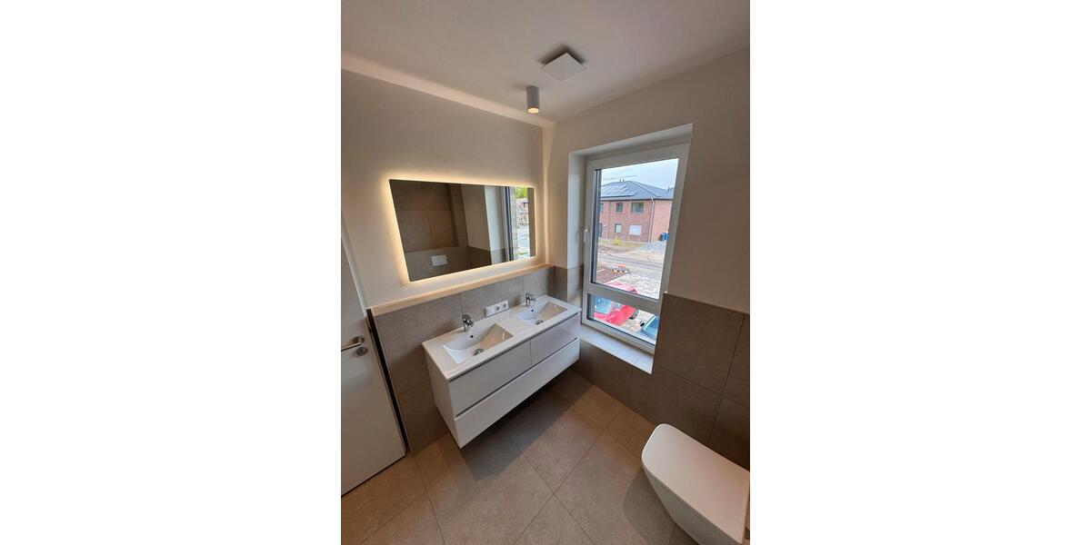 Dachgeschoßwohnung Bösel - 4 Zimmer, 108 m&sup2;, 980&euro; | Angebot:26665181