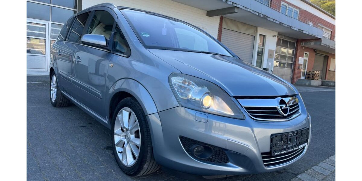 Opel Zafira 228.000 km 3.049 &euro; Arnsberg 59755