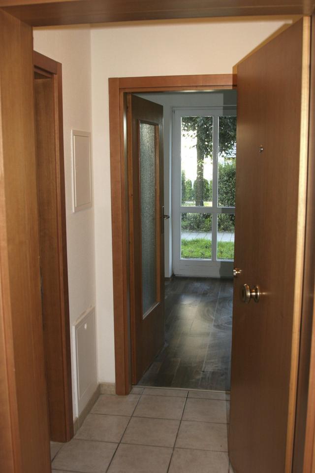 Helle 1-Zimmer Erdgeschoss-Wohnung mit Terrasse