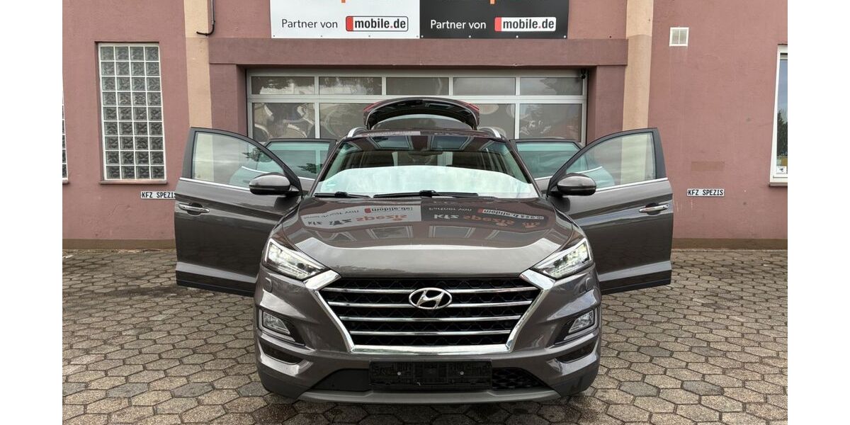 Hyundai TUCSON 188.796 km 15.470 &euro; Hamburg 20537