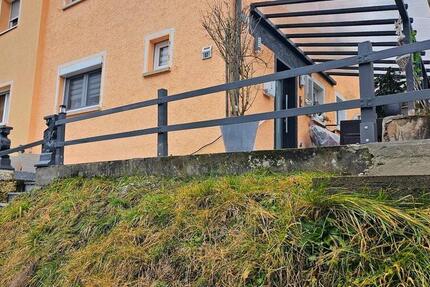 Sonnige Doppelhaushälfte mit traumhaftem Ausblick 4 zimmer