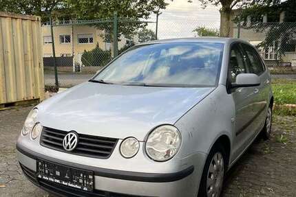 VW Polo 152.000 km 800 &euro; Herford 32052