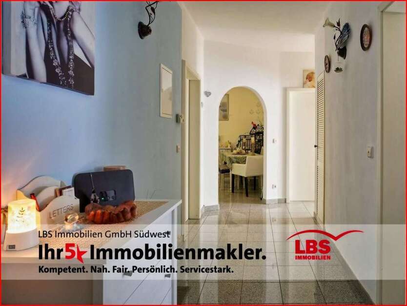 Wohnung zum Kaufen in Pforzheim 250.000 € 83 m²