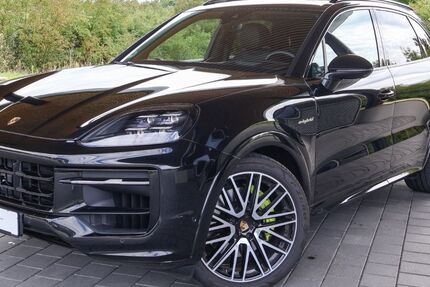 Porsche Cayenne 9.900 km 119.980 € Ingolstadt 85053
