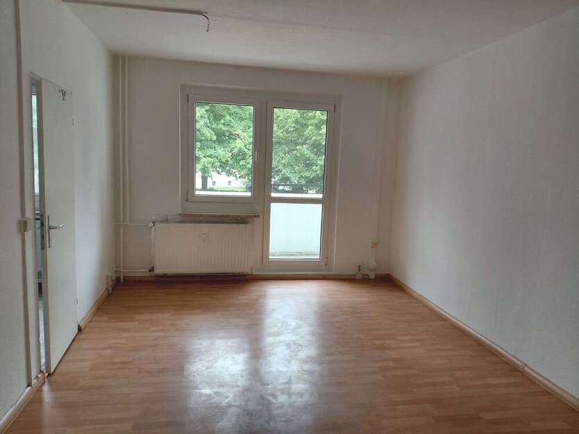 Wohnung zum Mieten in Weißandt-Gölzau 304 € 61 m²