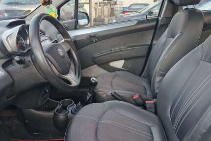 Chevrolet Spark 149.000 km 1.900 € Dresden 01097