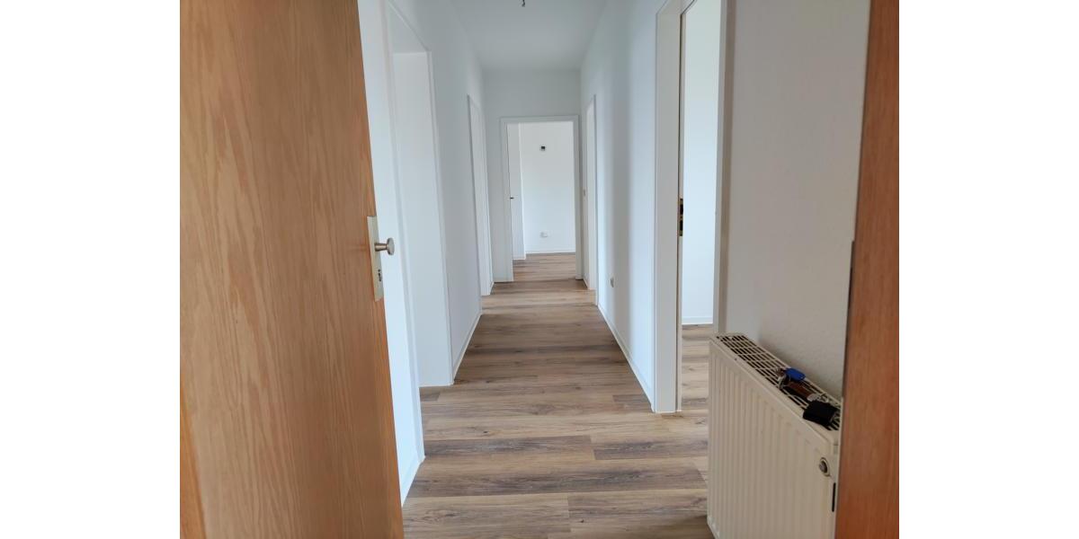 Etagenwohnung Eisleben (Lutherstadt) - 3 Zimmer, 62 m&sup2;, 390&euro; | Angebot:25376539