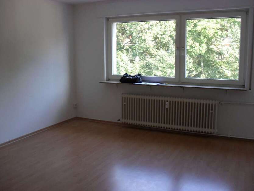Wohnung zum Mieten in Frankfurt am Main 550 € 33 m²