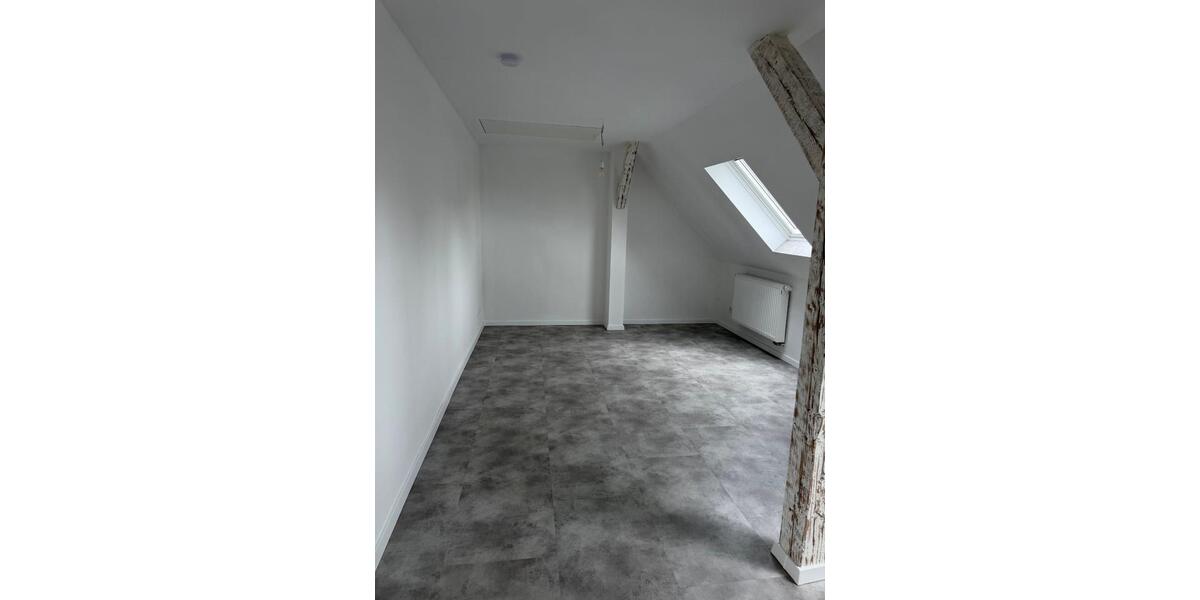 Dachgeschoßwohnung Güstrow - 2 Zimmer, 68 m&sup2;, 544&euro; | Angebot:26705583