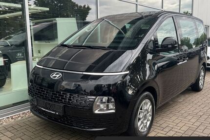Hyundai STARIA 25.360 km 40.990 &euro; Rostock 18146