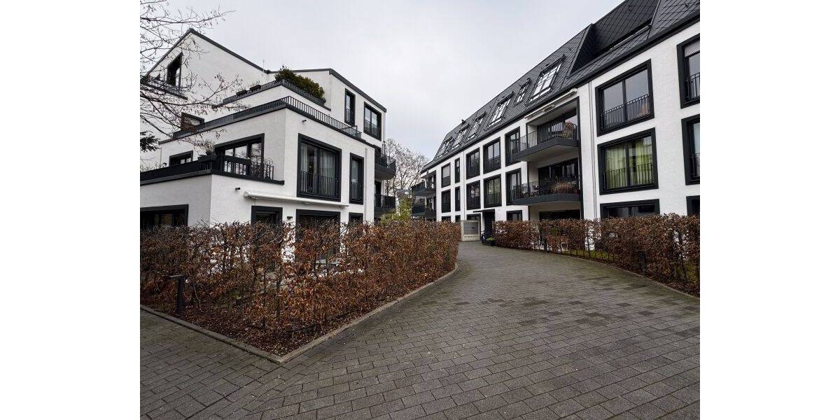 Terrassenwohnung Köln Marienburg - 4 Zimmer, 127 m&sup2;, 2.540&euro; | Angebot:26866859
