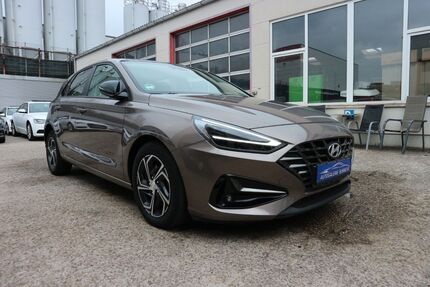 Hyundai i30 48.232 km 17.600 € Essen 45355
