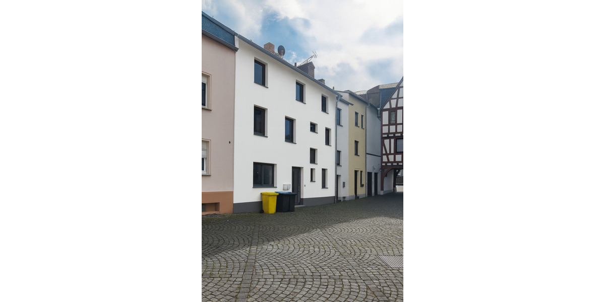 PREISREDUKTION - nur 155.000 € Mehrfamilienhaus mit 3 Einheiten 6 zimmer