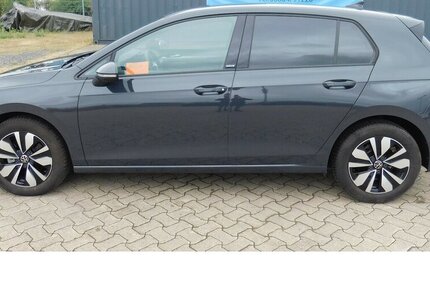 VW Golf III 1.0 Life Move TSI BMT Klima Navi Alu 21.400 km 17.390 &euro; Vordorf 38533
