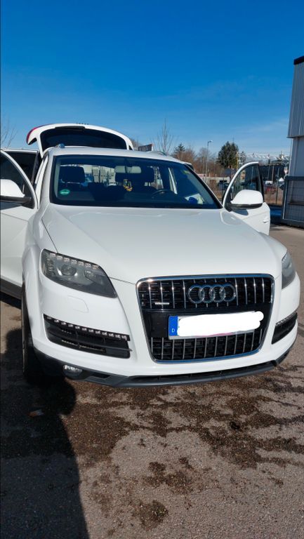 Q7