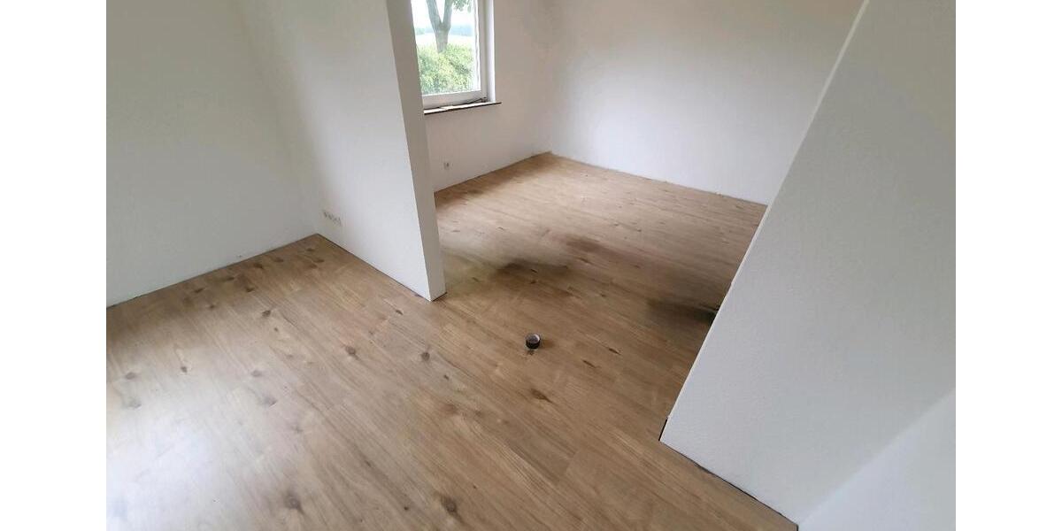 Einfamilienhaus Bremervörde - 4 Zimmer, 120 m&sup2;, 900&euro; | Angebot:26014405