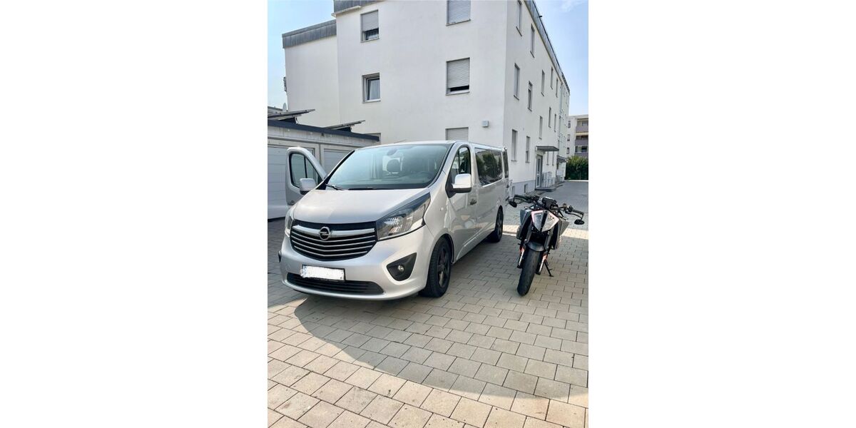 Opel Vivaro 196.000 km 16.400 &euro; Ergolding 84030