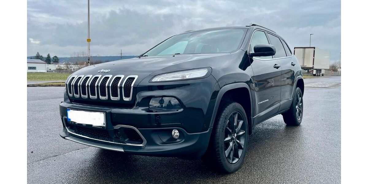 Jeep Cherokee 122.000 km 12.500 &euro; Hofheim 97461