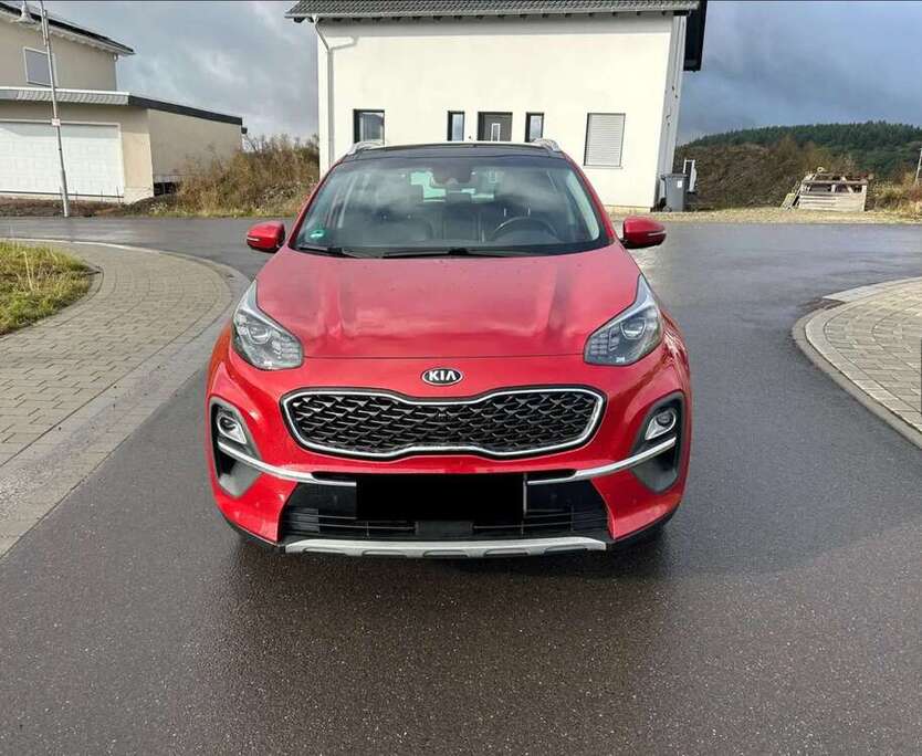 Kia Sportage 89.756 km 19.995 € Karbach 56281