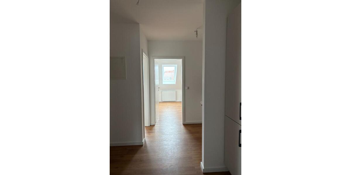 Erstbezug nach Sanierung – Moderne 2-Zimmer-Dachgeschosswohnung in Neustadt-Glewe 2 zimmer