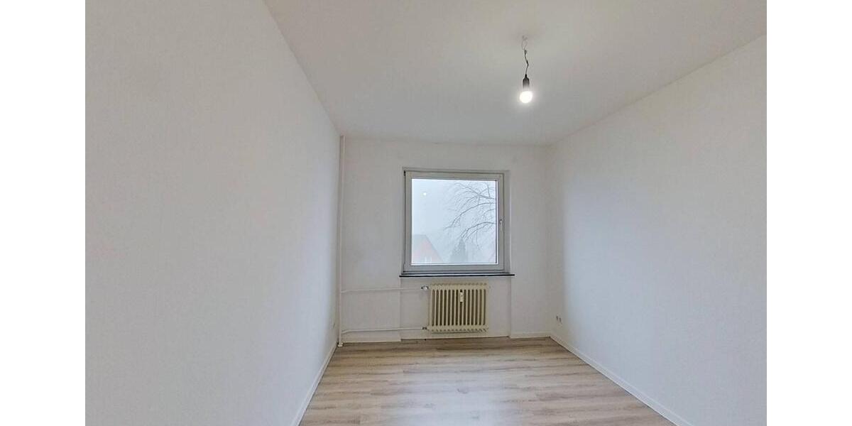 Helles Zuhause mit Balkon – frisch sanierte 3-Zimmer-Wohnung 3 zimmer