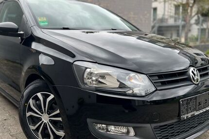 VW Polo 48.700 km 5.500 &euro; Aachen 52078