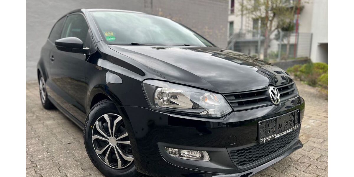 VW Polo 48.700 km 5.500 &euro; Aachen 52078