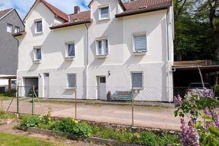 Haus Bad Arolsen - 8 Zimmer, 200 m&sup2;, 295.000&euro; | Angebot:26564167