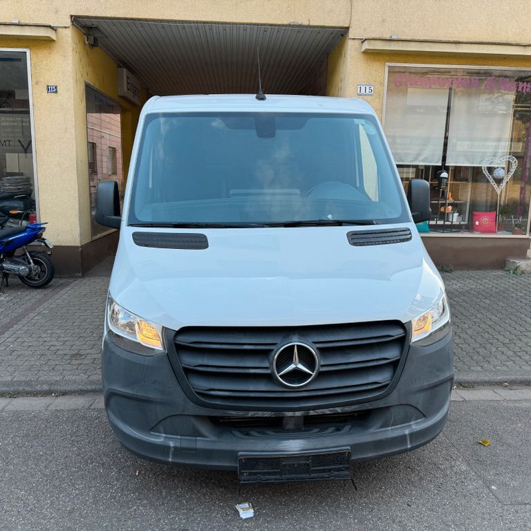 Mercedes-Benz Sprinter 120.300 km 16.000 € Völklingen 66333