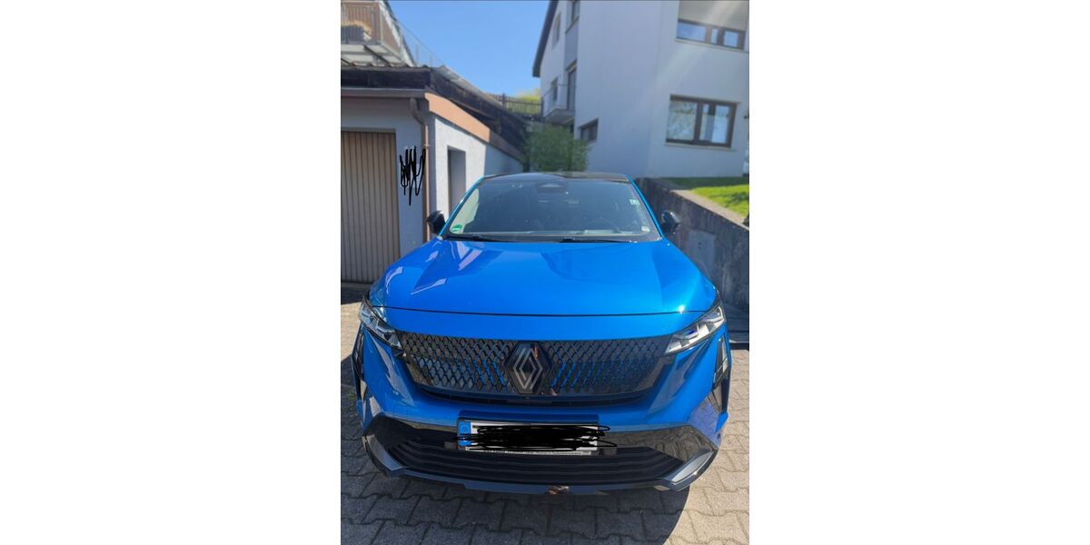 Renault Rafale 24.832 km 46.599 &euro; Grünsfeld 97947