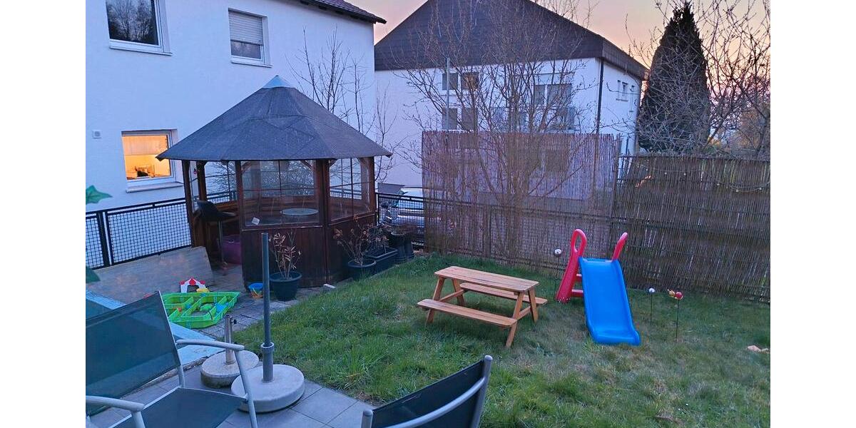 Doppelhaushälfte Winnenden - 7 Zimmer, 167 m&sup2;, 500.000&euro; | Angebot:25658582