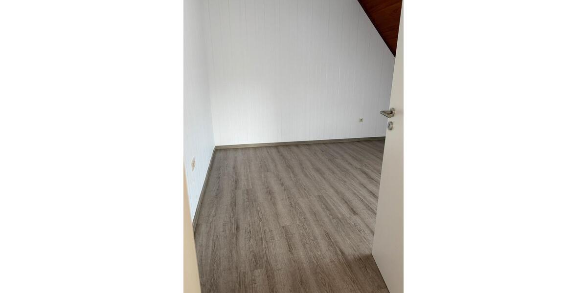 Einfamilienhaus Sögel - 6 Zimmer, 140 m&sup2;, 1.300&euro; | Angebot:25056771