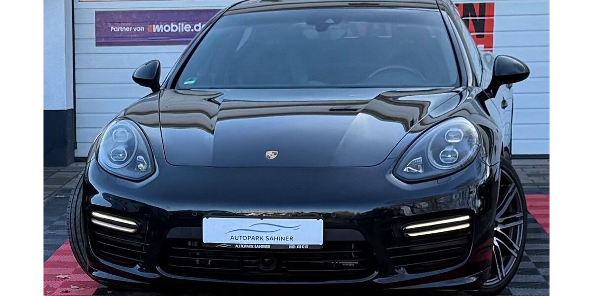 Porsche Panamera 121.608 km 38.999 &euro; VÖHRINGEN (LANDKREIS ROTTWEIL BEI STUTTGART) 72189