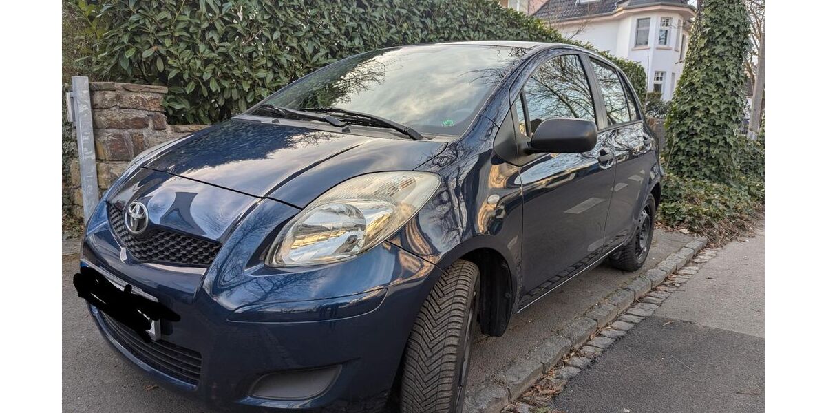 Toyota Yaris 169.900 km 3.350 &euro; Bonn 53179