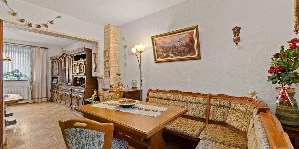 Doppelhaushälfte Bedburg Kirchherten - 3 Zimmer, 93 m&sup2;, 165.000&euro; | Angebot:25775757