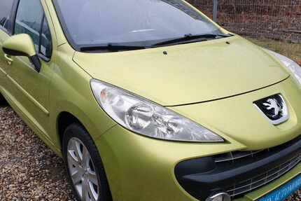 Peugeot 207 147.925 km 2.999 &euro; Berlin 12055