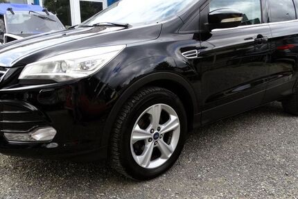 Ford Kuga 180.000 km 4.950 &euro; Vlotho 32602