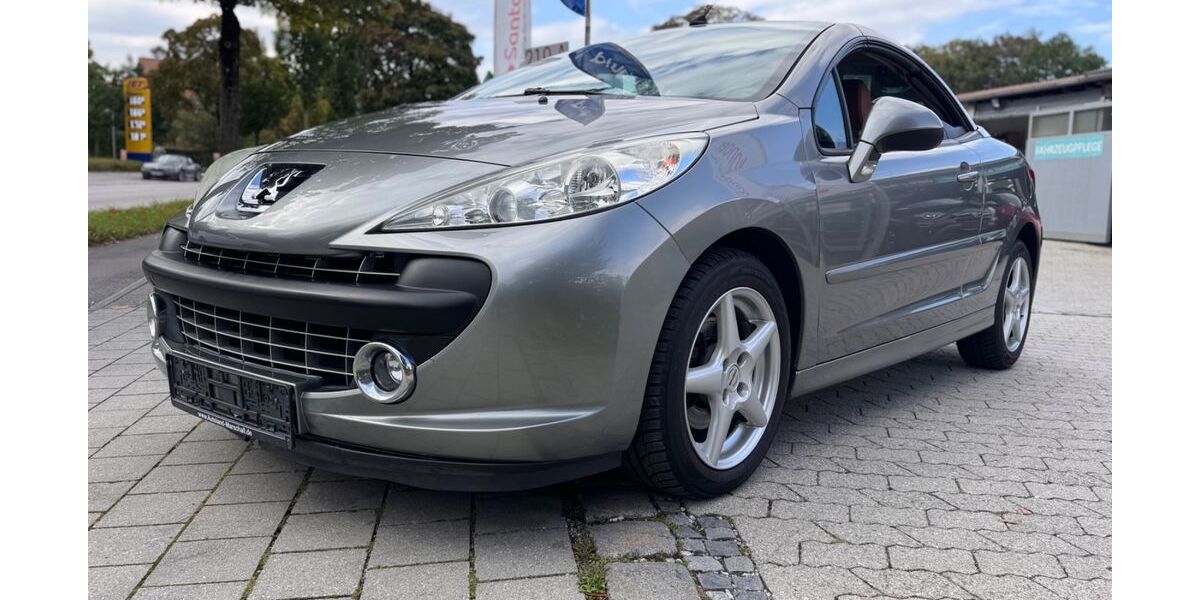 Peugeot 207 153.200 km 2.999 &euro; München 81825