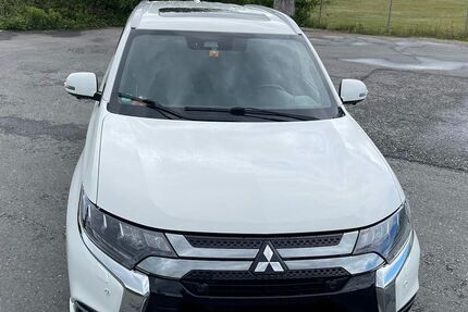 Mitsubishi Outlander 113.000 km 17.500 &euro; Engen 78234