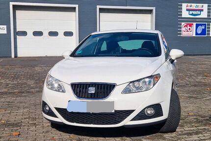Seat Ibiza 232.000 km 2.700 € Düsseldorf 40231