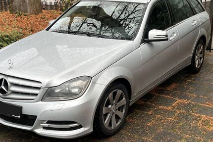 Mercedes-Benz C 250 296.860 km 6.750 &euro; Offenbach am Main 63071