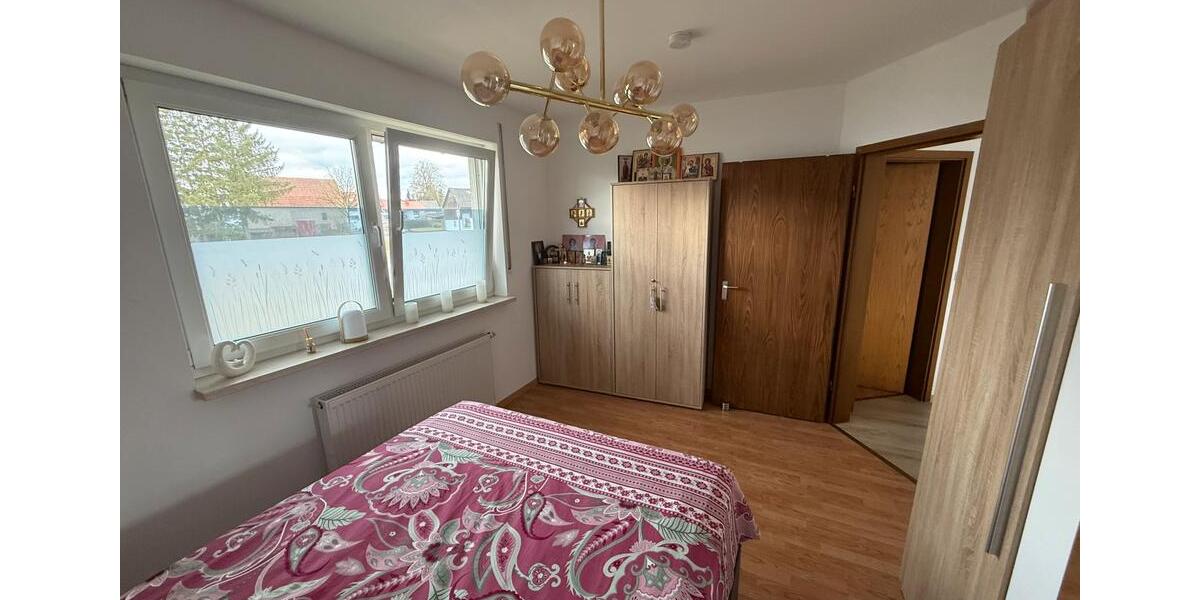 Etagenwohnung Grünberg - 3 Zimmer, 70 m&sup2;, 665&euro; | Angebot:25368725