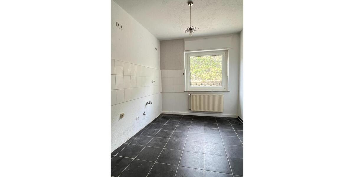 Erdgeschoßwohnung Bestwig - 3 Zimmer, 63 m&sup2;, 355&euro; | Angebot:26093827