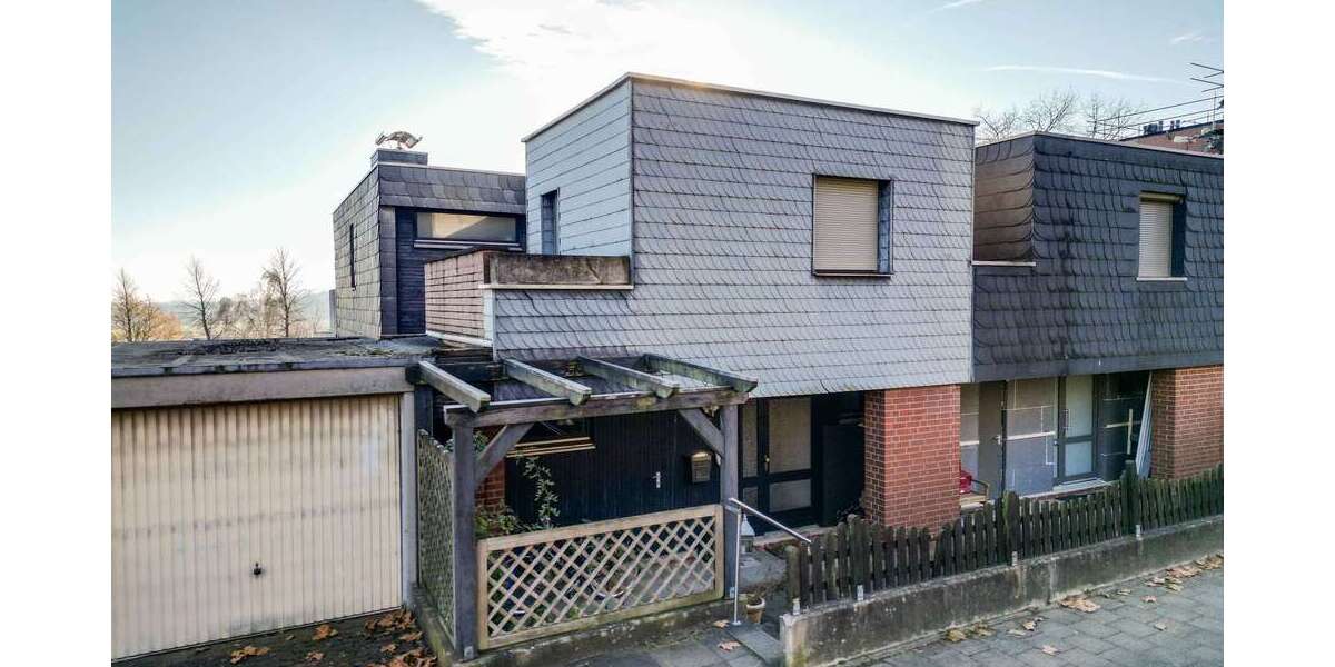 Haus zum Kaufen in Springe 250.000 € 137 m² 4 zimmer