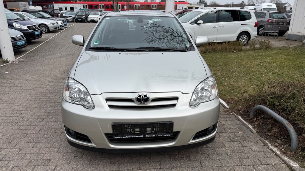 Toyota Corolla 58.240 km 5.990 &euro; München OT Trudering-Riem 81825