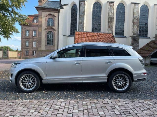 Audi Q7 205.000 km 9.990 &euro; Köln 51103