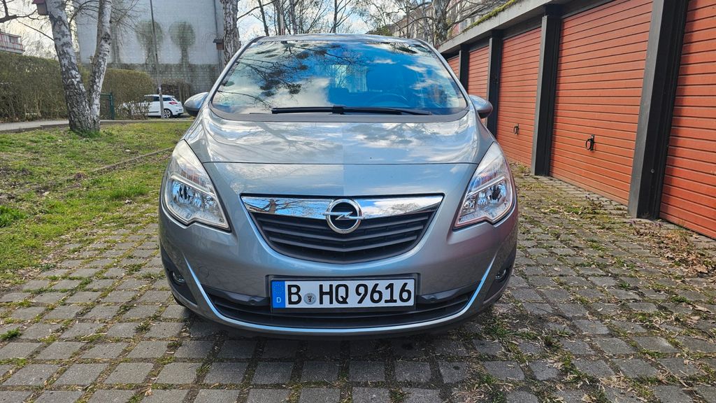 Opel Meriva 52.950 km 5.900 &euro; Berlin 14165